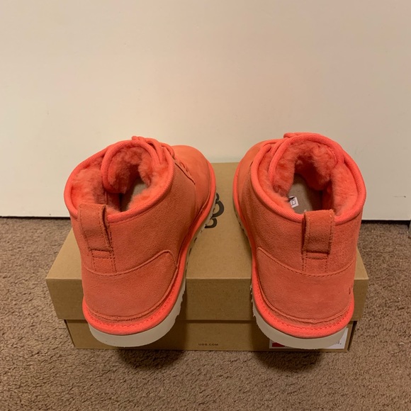 NIB UGG Neumel Boots - Picture 2 of 4
